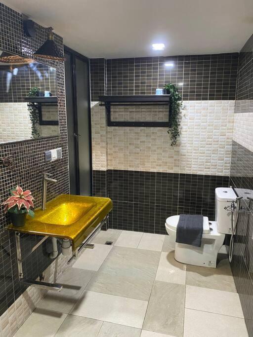 Suria 3 Sepang With Private Pool Villa Sungai Pelek Bagian luar foto